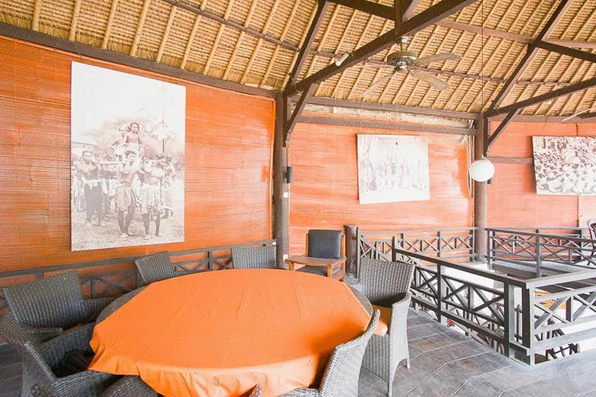 Taman Unique Hotel Senggigi Luaran gambar